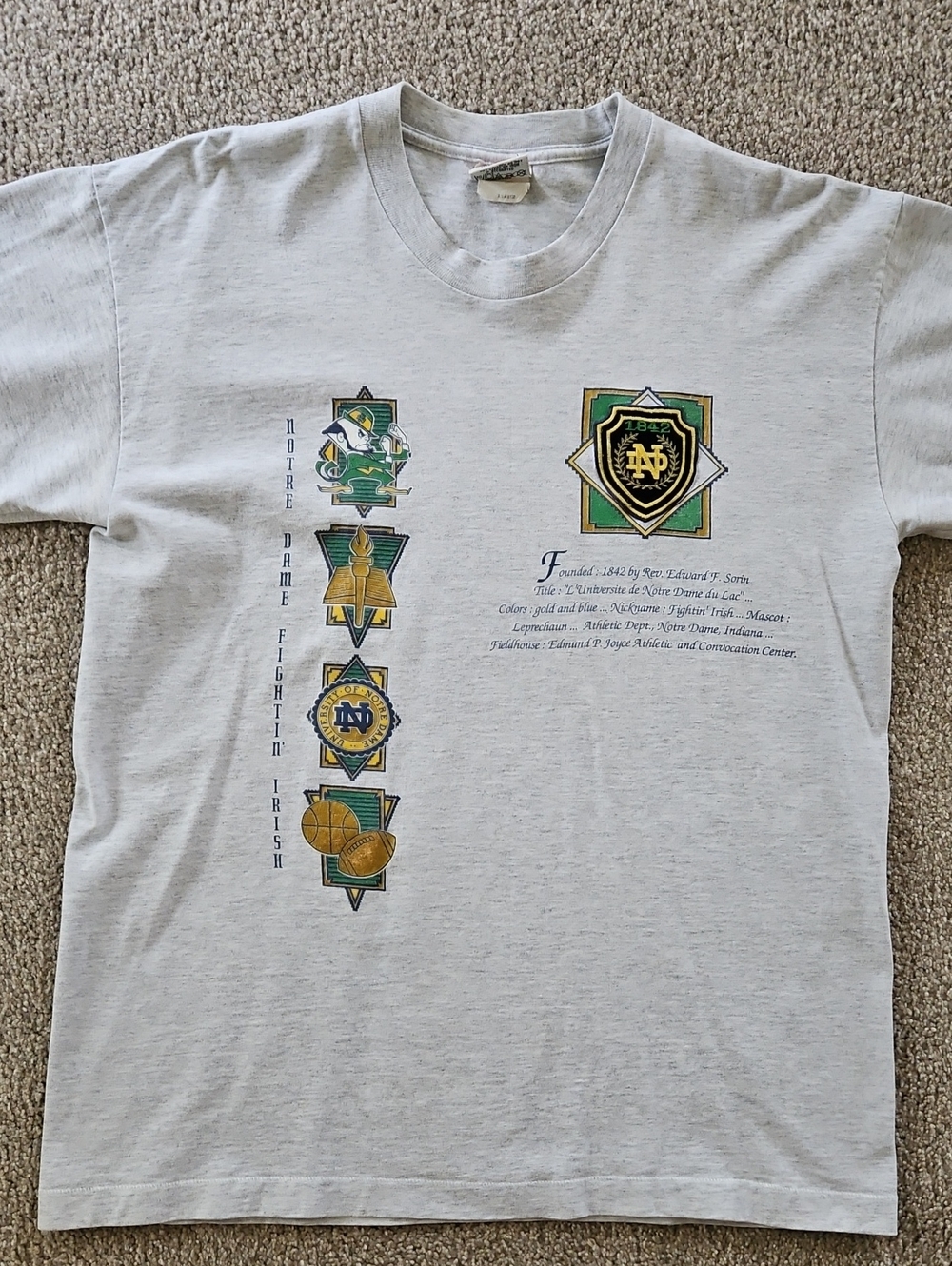Vintage 90s Notre Dame Fighting Irish T-Shirt |College Graphic Tee Gray Size XL